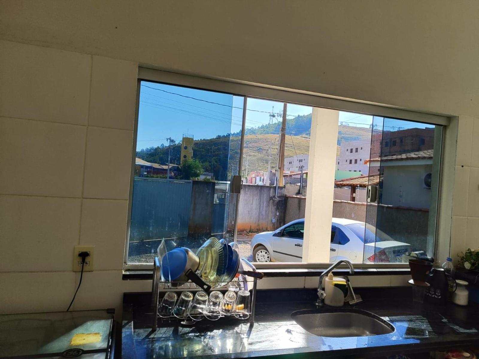Casa Espacosa Em Frente A Pracinha Capitólio Dış mekan fotoğraf